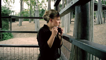 Salla Tykkä, Zoo, 2006